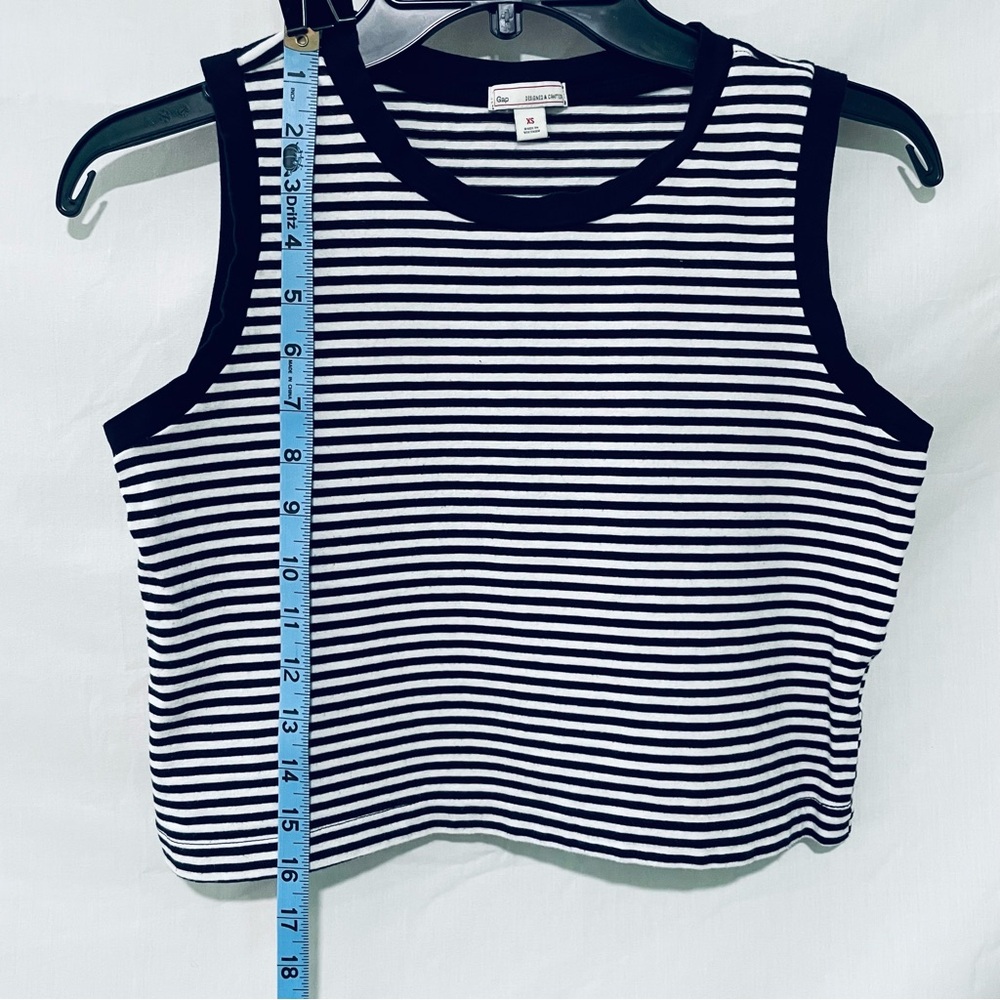 GAP Women’s Navy and White Striped Tank Top Size XS - Picture 4 of 6